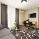 Boutique 4*