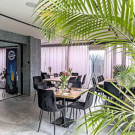 Boutique 公寓式酒店 4*